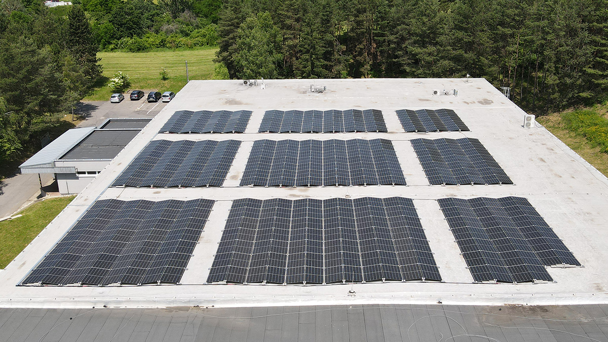 Strešná fotovoltická inštalácia LZE MOVINO, green energy slovakia